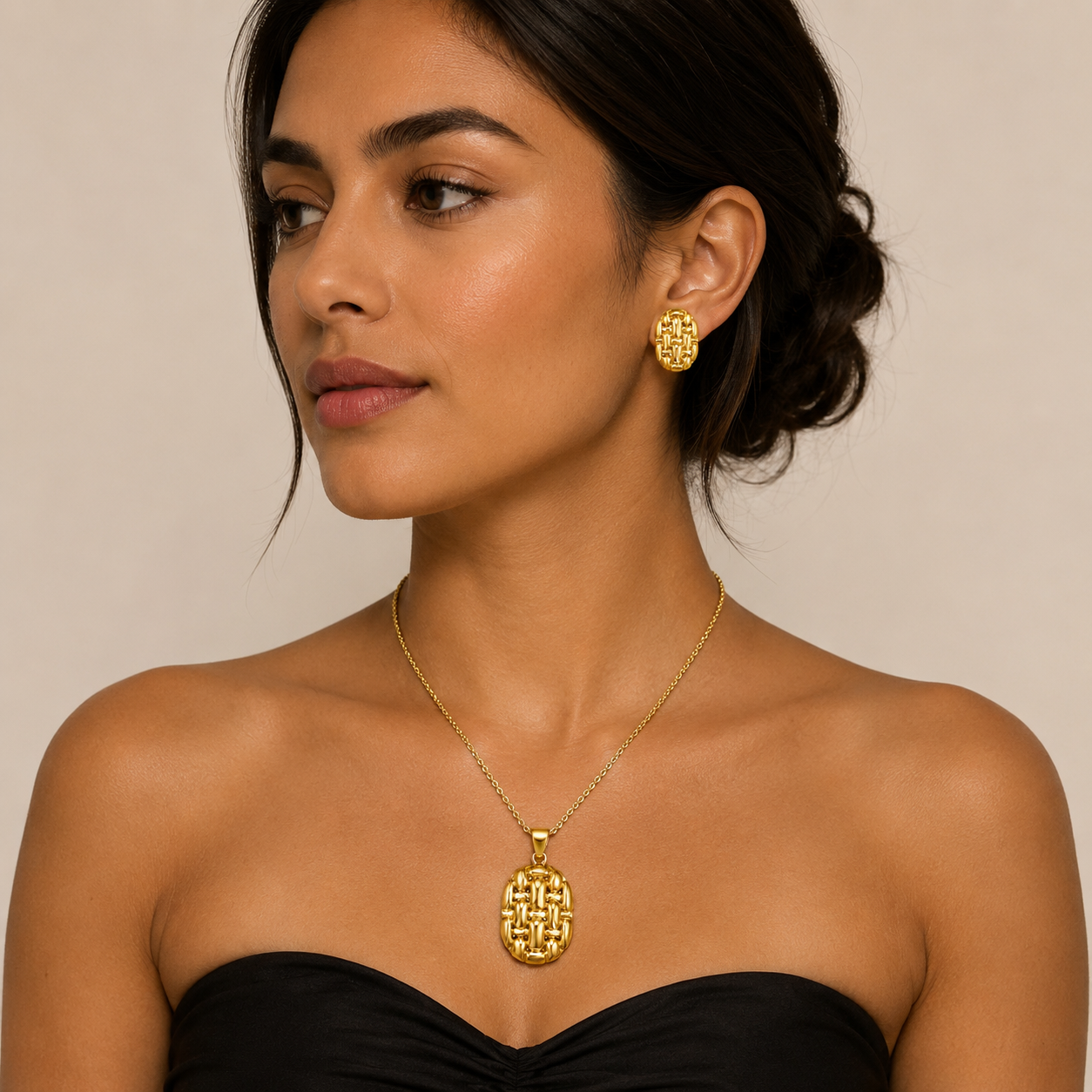 Woven gold set