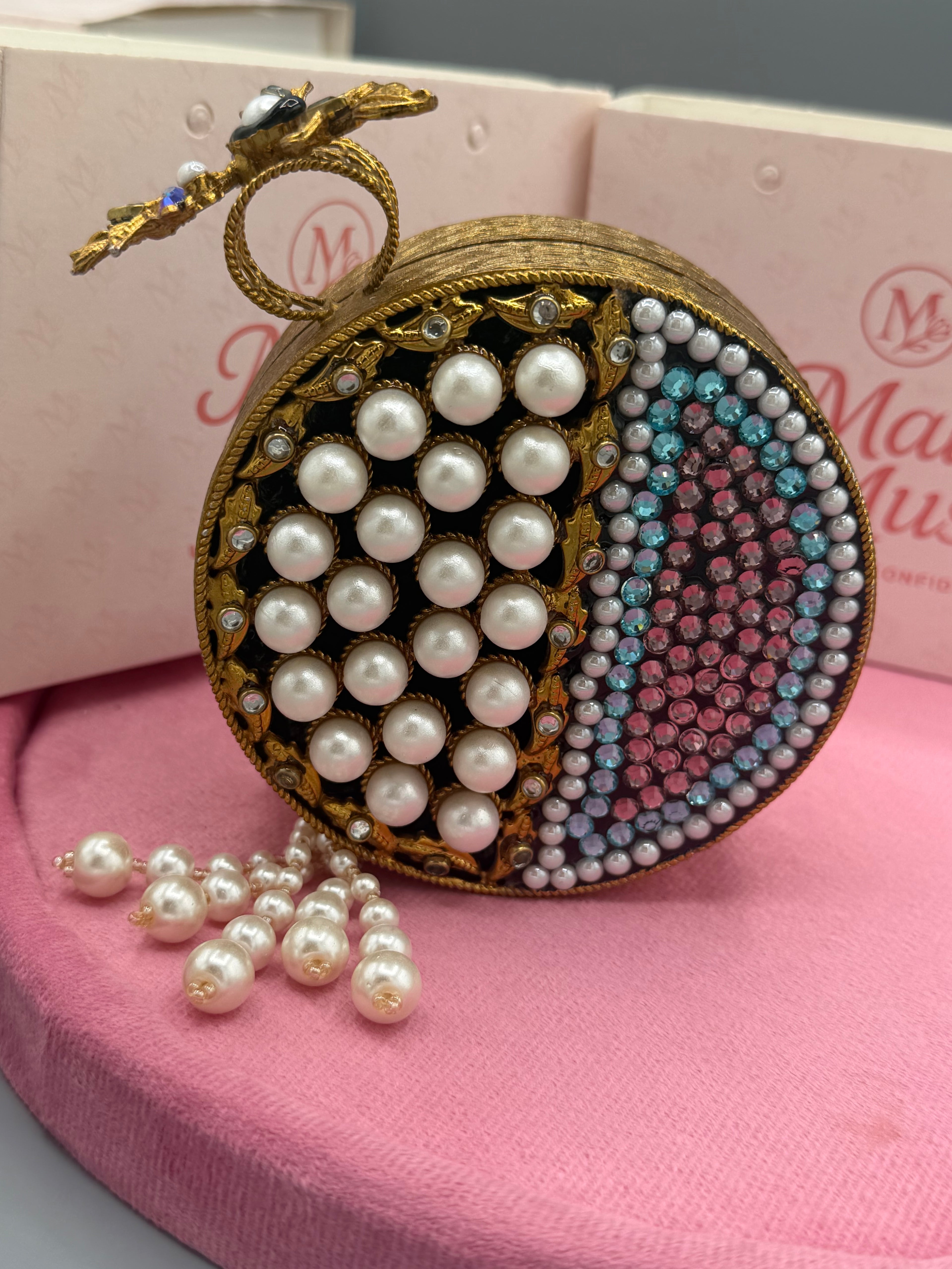 Ottoman turkish clutch