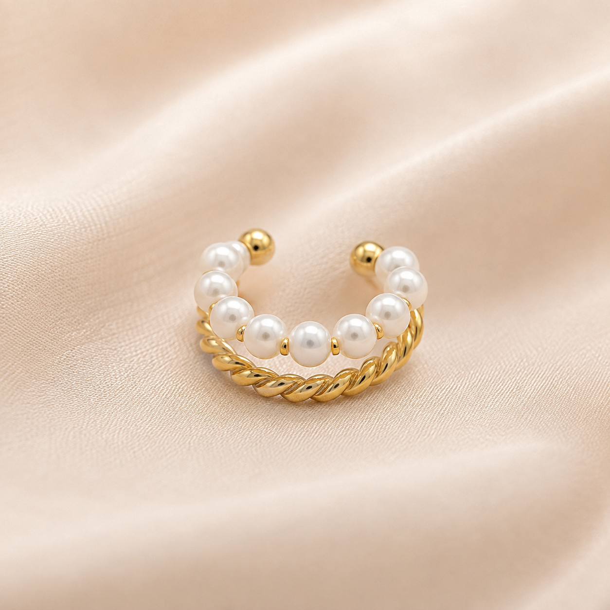 Pearl Twist Ear Cuff