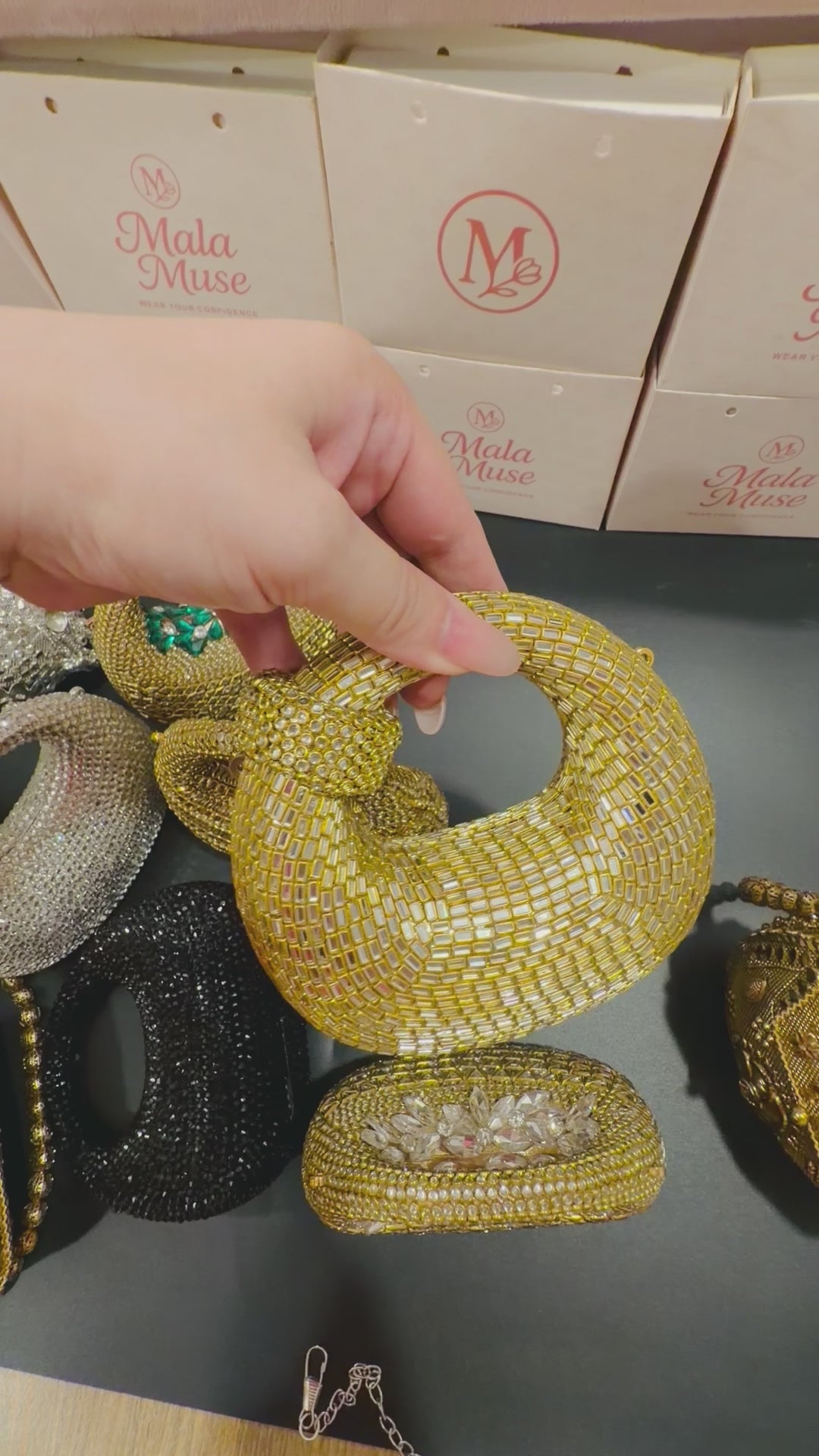 Golden Luxe knot Kundan clutch