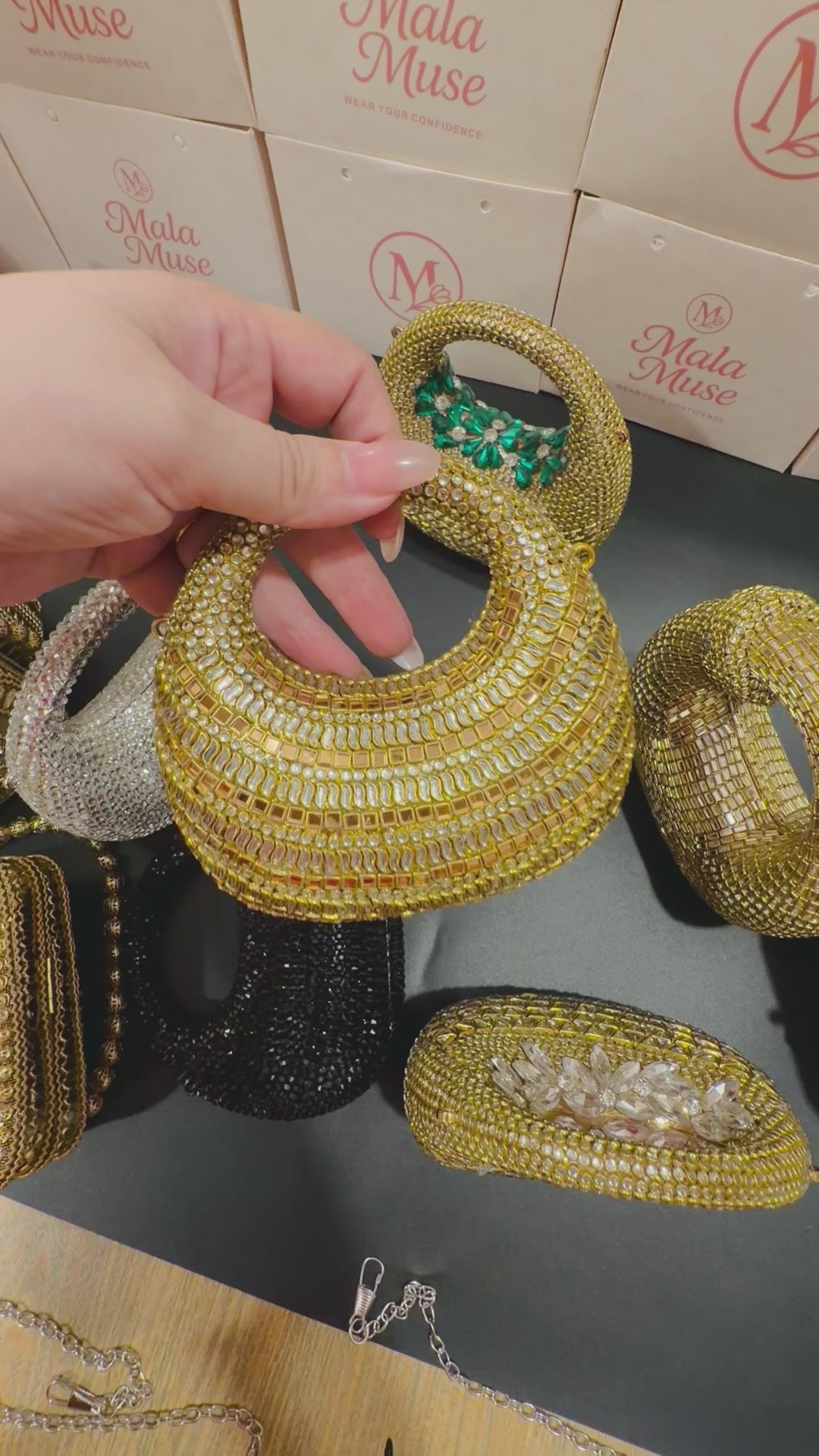 Kundan Clutch